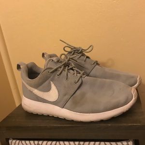 Grey and White Nike’s Roches